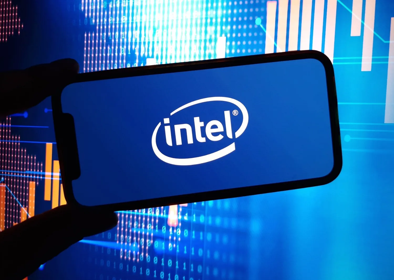 Intel suočen sa izazovima u AI trci i finansijskim teškoćama